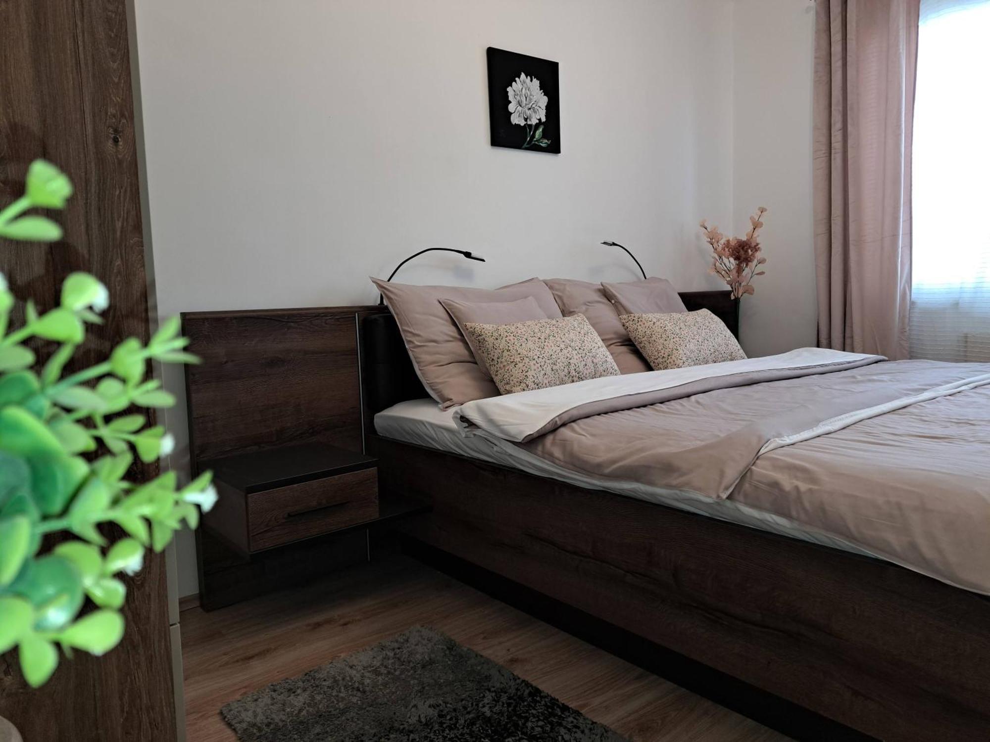 Orient Apartmanhaz Эгер Экстерьер фото