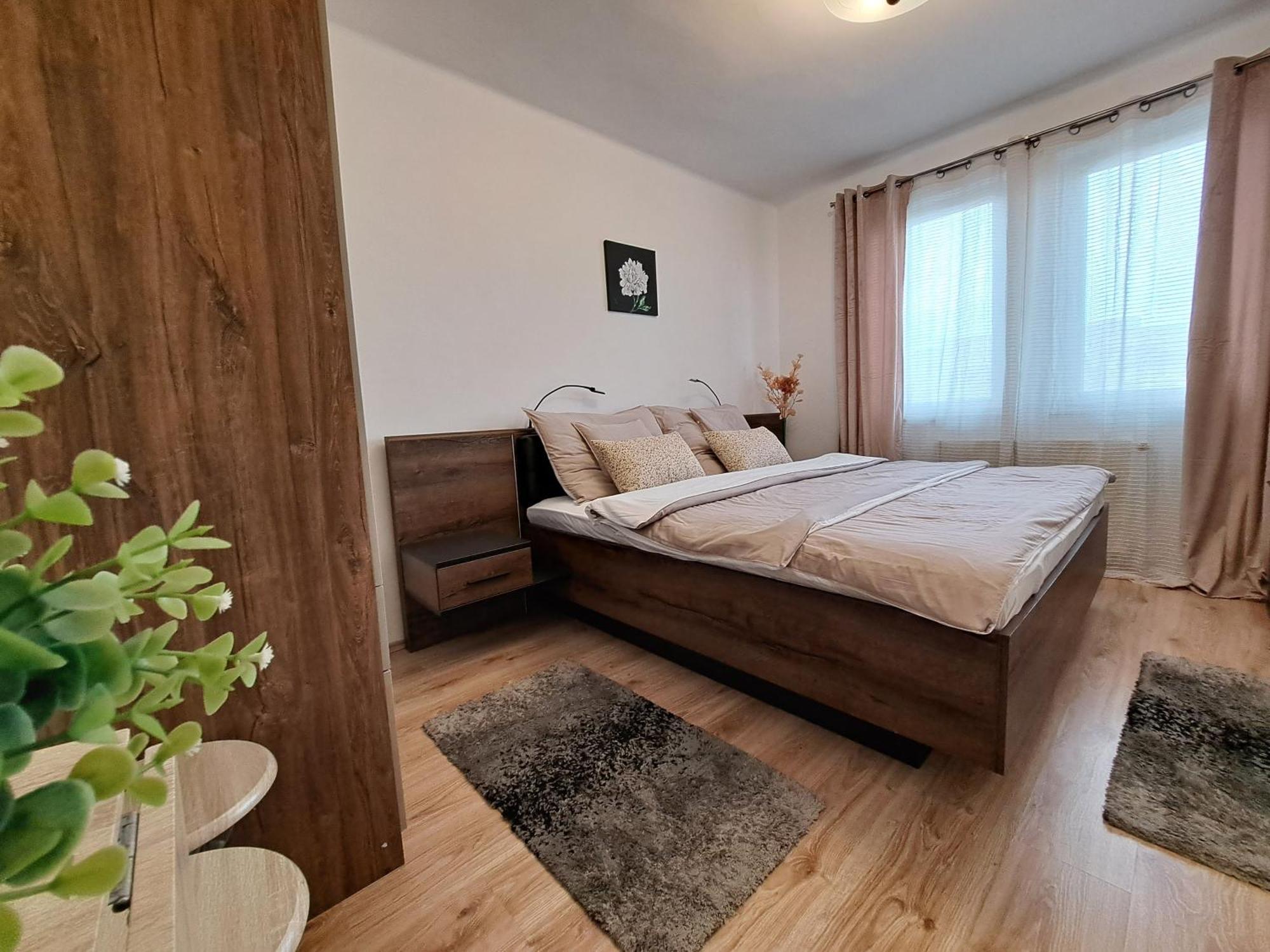 Orient Apartmanhaz Эгер Экстерьер фото