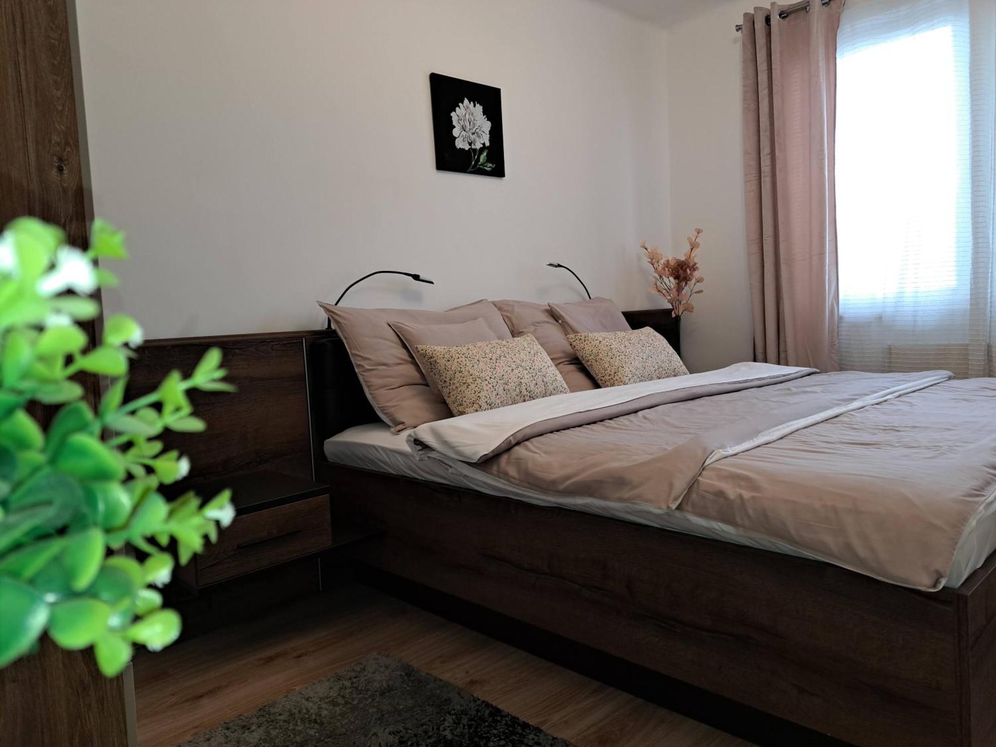 Orient Apartmanhaz Эгер Экстерьер фото