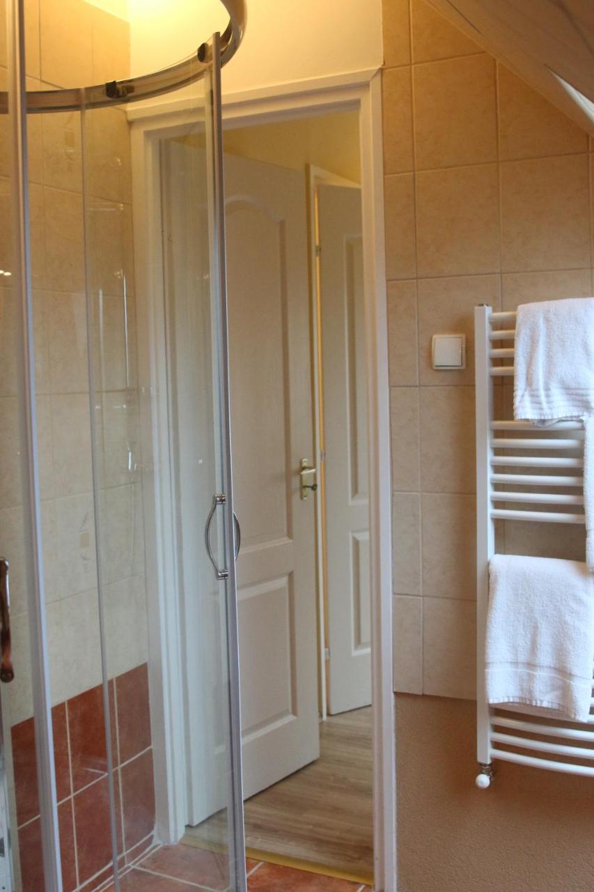 Orient Apartmanhaz Эгер Экстерьер фото